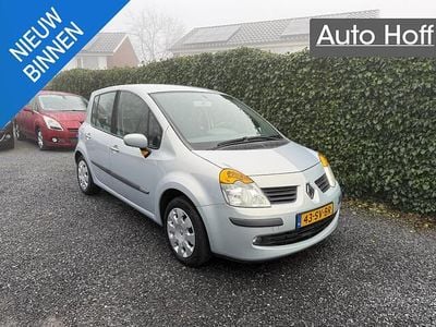 Grijs Gebruikt 2005 Renault Modus Authentique MPV | € 1.445 (Goede deal)