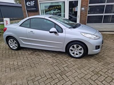Grijs Gebruikt 2010 Peugeot 207 CC Cabriolet | € 3.888 (Eerlijke prijs)