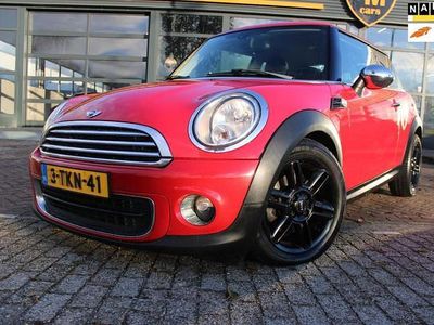 Rood Gebruikt 2014 Mini Cooper Sport Hatchback | € 5.499 (Eerlijke prijs)