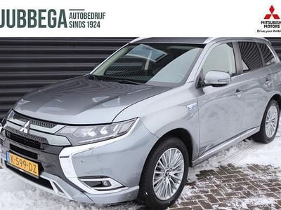 Grijs Gebruikt 2020 Mitsubishi Outlander Intense SUV | € 19.495 (Goede deal)