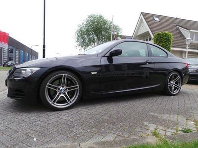 tweedehands BMW 335 335 Coupé i Aut.M-PAKKET NAP Gr-Navi,Sch.k.dak,Spor