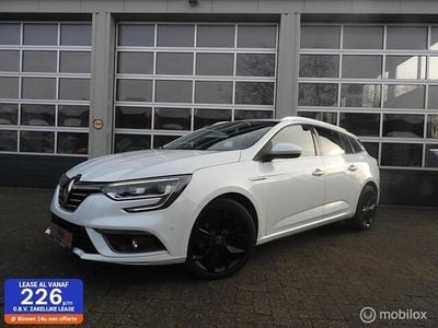 Wit (parellak) Gebruikt 2017 Renault Mégane GrandTour Bose Edition Stationwagen | € 13.950 (Iets duurder)