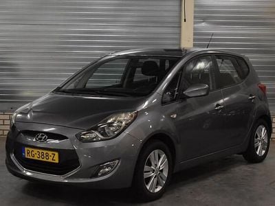 Grijs (metallic) Gebruikt 2012 Hyundai ix20 Hatchback | € 6.450 (Eerlijke prijs)