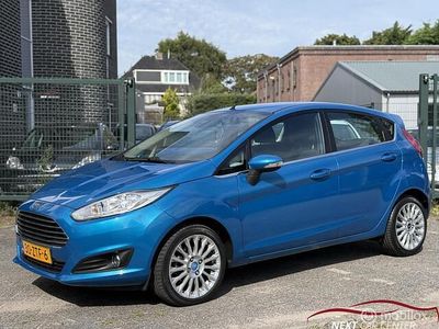 Occasion Ford Fiesta Titanium 101 PK (74 kW) 2013 Blauw Hatchback