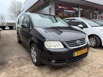 Occasion VW Touran Highline 116 PK (85 kW) 2006 Zwart MPV