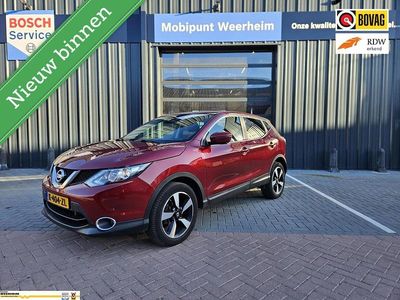 Rood Gebruikt 2016 Nissan Qashqai SUV | € 12.450 (Goede deal)