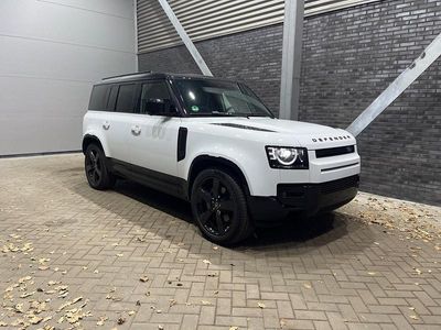 Wit Gebruikt 2025 Land Rover Defender Black Edition | € 98.800 (Eerlijke prijs)