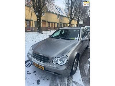 Occasion Mercedes C180 Elegance 143 PK (105 kW) 2003 Grijs (metallic) Stationwagen