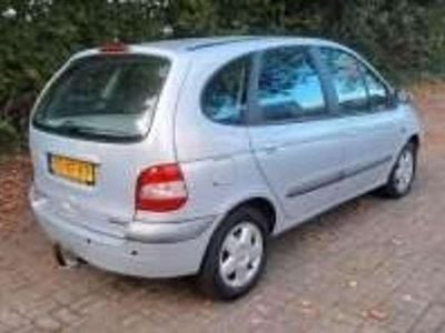 Grijs Gebruikt 2003 Renault Scénic II Expression MPV | € 1.200 (Eerlijke prijs)