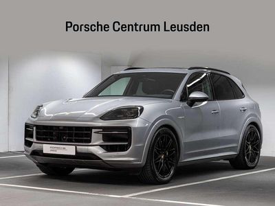Zilver Occasion 2024 Porsche Cayenne SUV | € 112.850 (Eerlijke prijs)