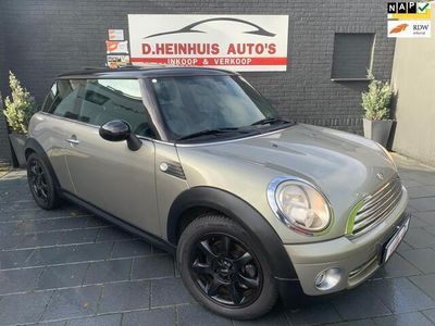 tweedehands Mini Cooper 1.6 *PANODAK*LOOPT ONREGELMATIG*