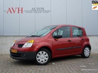 Rood Occasion 2004 Renault Modus Komfort MPV | € 2.750 (Duur)