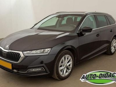 Zwart Occasion 2021 Skoda Octavia Business Line Stationwagen | € 11.650 (Goede deal)