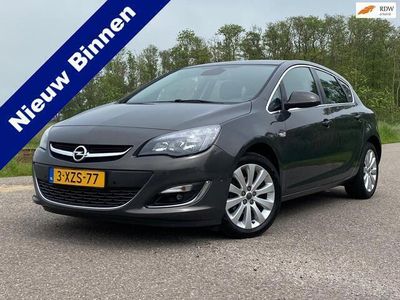 tweedehands Opel Astra 1.4 Turbo Design Edition / Airco / Cruise Controle