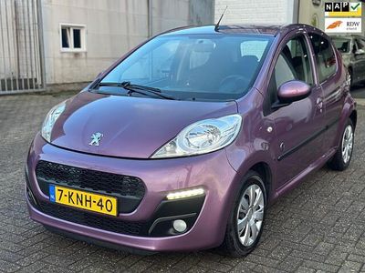 Occasion Peugeot 107 Envy 68 PK (50 kW) 2013 Paars Hatchback