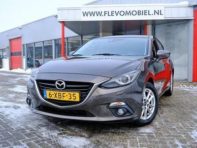 Bruin Occasion 2014 Mazda 3 Hatchback | € 12.850 (Eerlijke prijs)