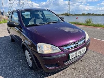 tweedehands Opel Corsa 1.2-16V 2006 4 nieuwe banden + Apk 143.000 km Nap pas