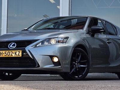 Lexus CT200h