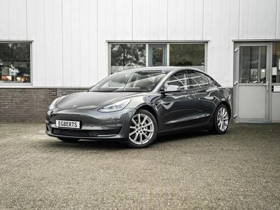 Grijs Occasion 2021 Tesla Model 3 Long Range AWD Sedan | € 21.950 (Duur)