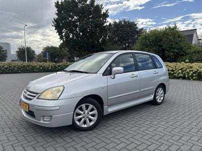 Suzuki Liana