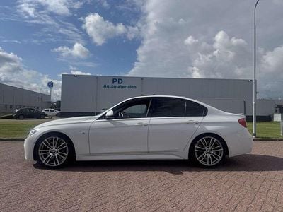 Wit Gebruikt 2014 BMW 330 M Sport Sedan | € 16.000 (Iets duurder)