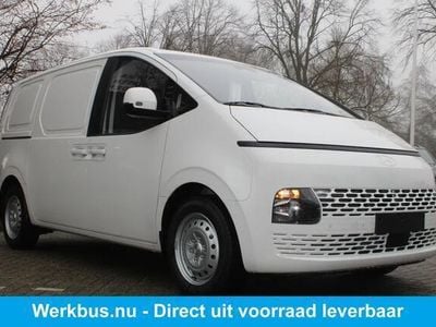 Wit Gebruikt 2024 Hyundai Staria MPV | € 27.950