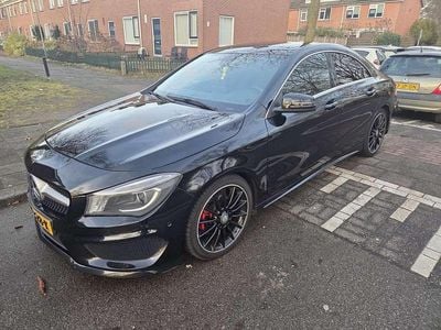 Zwart Occasion 2016 Mercedes CLA180 Ambition Sedan | € 13.900 (Goede deal)