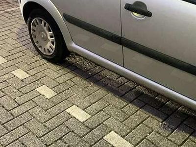 Grijs Gebruikt 2003 Citroën C3 Prestige Hatchback | € 900 (Iets duurder)