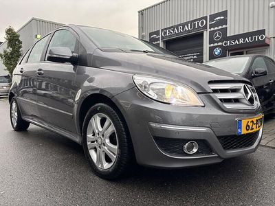Grijs Gebruikt 2011 Mercedes B160 Business MPV | € 6.999 (Eerlijke prijs)