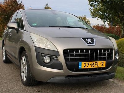 Grijs Gebruikt 2011 Peugeot 3008 MPV | € 4.250