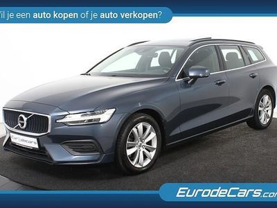 Blauw Gebruikt 2021 Volvo V60 Momentum Stationwagen | € 26.400 (Eerlijke prijs)