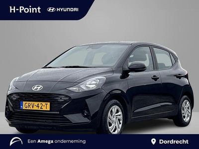 Zwart Occasion 2024 Hyundai i10 Comfort Hatchback | € 15.990 (Eerlijke prijs)