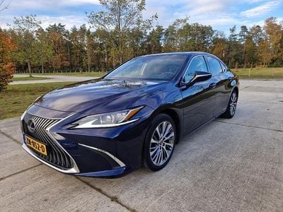 Lexus ES300H
