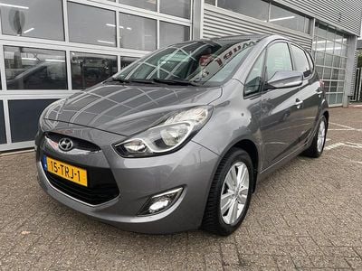 Grijs (metallic) Gebruikt 2012 Hyundai ix20 Hatchback | € 10.450 (Iets duurder)