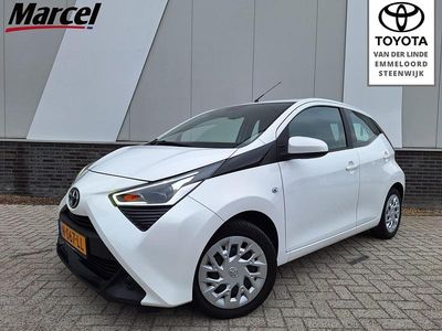 Wit Gebruikt 2021 Toyota Aygo X-play Hatchback | € 10.800 (Eerlijke prijs)