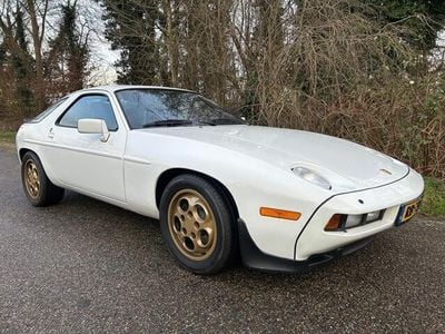 Wit Gebruikt 1986 Porsche 928 Coupé | € 32.500