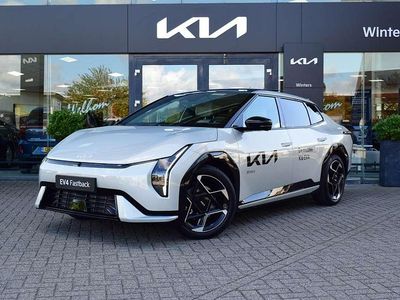 Zilver (metallic) Occasion 2025 Kia EV4 Sedan | € 43.990