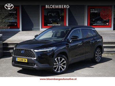Zwart Occasion 2023 Toyota Corolla Cross Style SUV | € 34.900 (Eerlijke prijs)