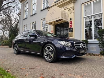 Blauw Gebruikt 2018 Mercedes E250 Premium Stationwagen | € 21.950 (Goede deal)