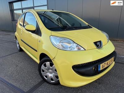 Occasion Peugeot 107 68 PK (50 kW) 2007 Geel Hatchback