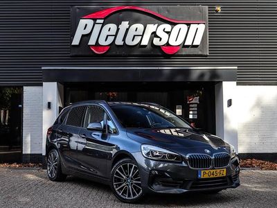 Grijs Gebruikt 2019 BMW 225 Active Tourer iPerformance MPV | € 17.750 (Eerlijke prijs)