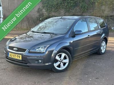 Grijs Occasion 2007 Ford Focus Futura Stationwagen | € 2.150 (Goede deal)