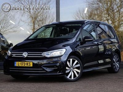 Zwart Occasion 2020 VW Touran R-line MPV | € 29.900 (Goede deal)