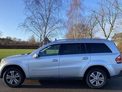 Grijs (metallic) Occasion 2008 Mercedes GL320 SUV | € 7.900