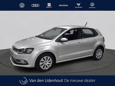 Grijs (metallic) Gebruikt 2015 VW Polo Comfortline Hatchback | € 10.995 (Eerlijke prijs)