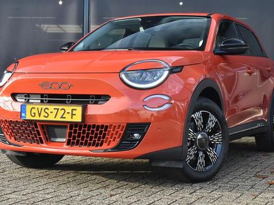 Oranje Gebruikt 2024 Fiat 600E Urban SUV | € 25.895