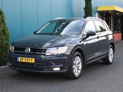 Grijs Gebruikt 2019 VW Tiguan Comfortline SUV | € 20.850 (Goede deal)