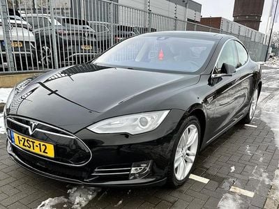 Occasion Tesla Model S 235 kW (320 PK) 2015 Zwart (metallic) Hatchback