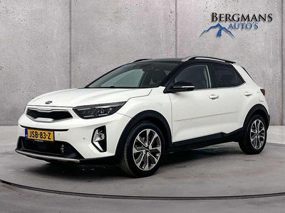 Wit (parellak) Occasion 2020 Kia Stonic SUV | € 18.900 (Eerlijke prijs)