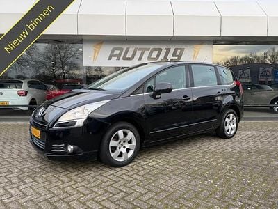 Zwart Occasion 2011 Peugeot 5008 MPV | € 2.419 (Eerlijke prijs)